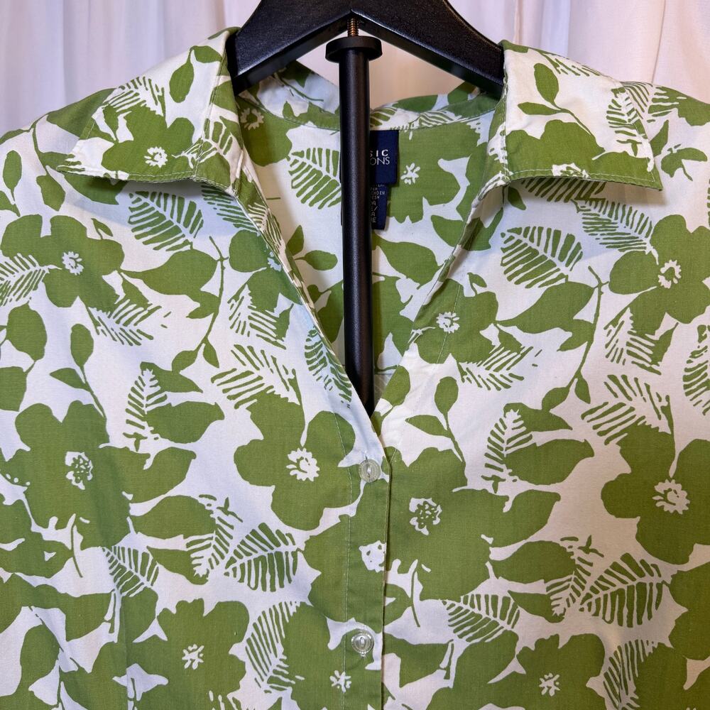 Basic Editions Women’s Floral
Print Short Sleeve Aloha Button Up Shirt Size XL - Picture 4 of 10
